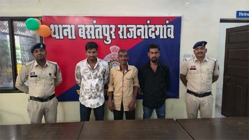 मोहल्ले में हुड़दंग मचाने वाले तीन आरोपी जेल भेजे गए