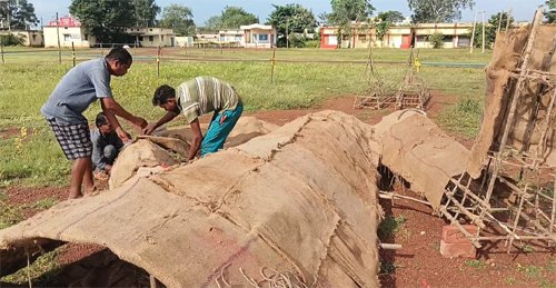 नयनाभिराम आतिशबाजी के साथ सोमनी में दशहरा पर्व 2 को