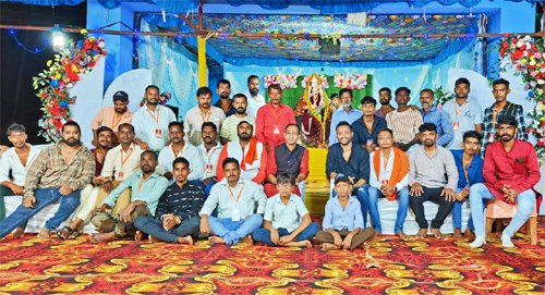 भक्ति रस में डूबा बसंतपुर, मां शारदा युवा मंच द्वारा भव्य भजन संध्या का आयोजन