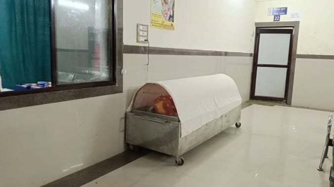 खैरी पांगरी में करंट की चपेट में आए मां-बाप और बेटा, तीन की दर्दनाक मौत