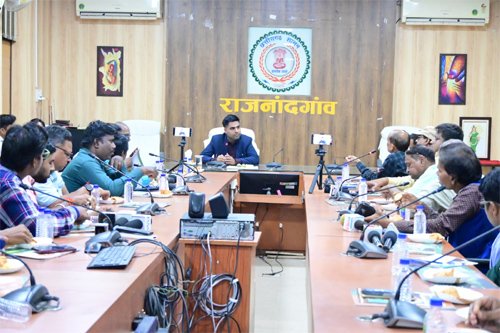 जनता की अपेक्षाओं पर खरा उतरने कलेक्टर जितेन्द्र यादव ने कसी कमर