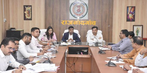 कलेक्टर एवं एसपी ने जिला सड़क सुरक्षा समिति की ली बैठक