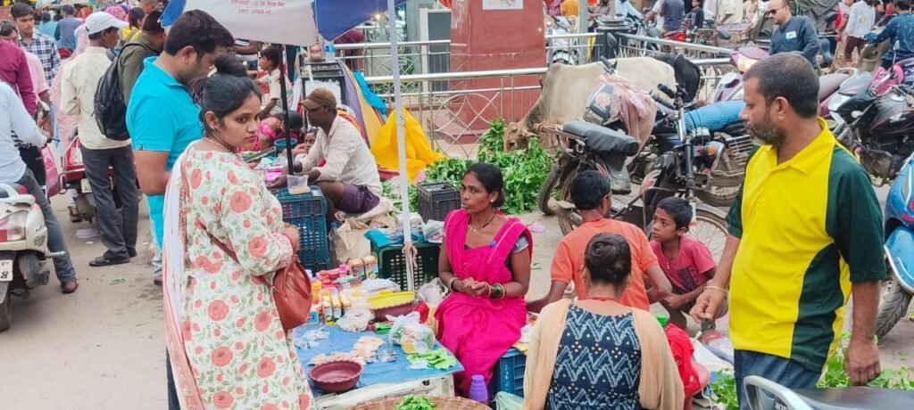 त्योहार की रौनक में शामिल हों स्थानीय दुकानदार भी, ‘लोकल से वोकल’ बनाएं दीपावली