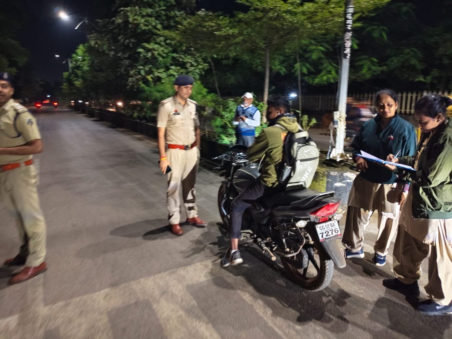 राजनांदगांव पुलिस अलर्ट मोड में, एमसीपी लगाकर सघन जांच अभियान जारी