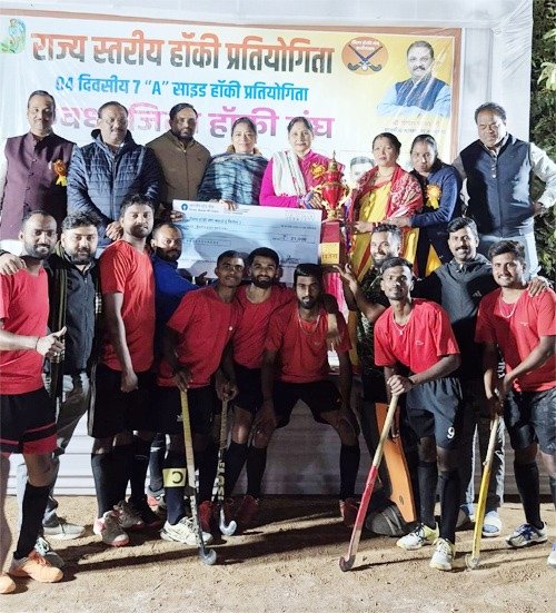 शूटआउट में कवर्धा को हराकर राजनांदगांव चैंपियन, राज्य स्तरीय फ्लड लाइट 7-ए-साइड हॉकी प्रतियोगिता का खिताब जीता