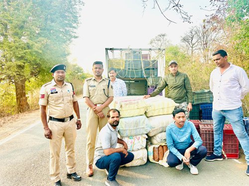 राजनांदगांव पुलिस की बड़ी कार्यवाही : अवैध गांजा तस्करी में जप्त बोलेरो पीकअप की नीलामी संपन्न