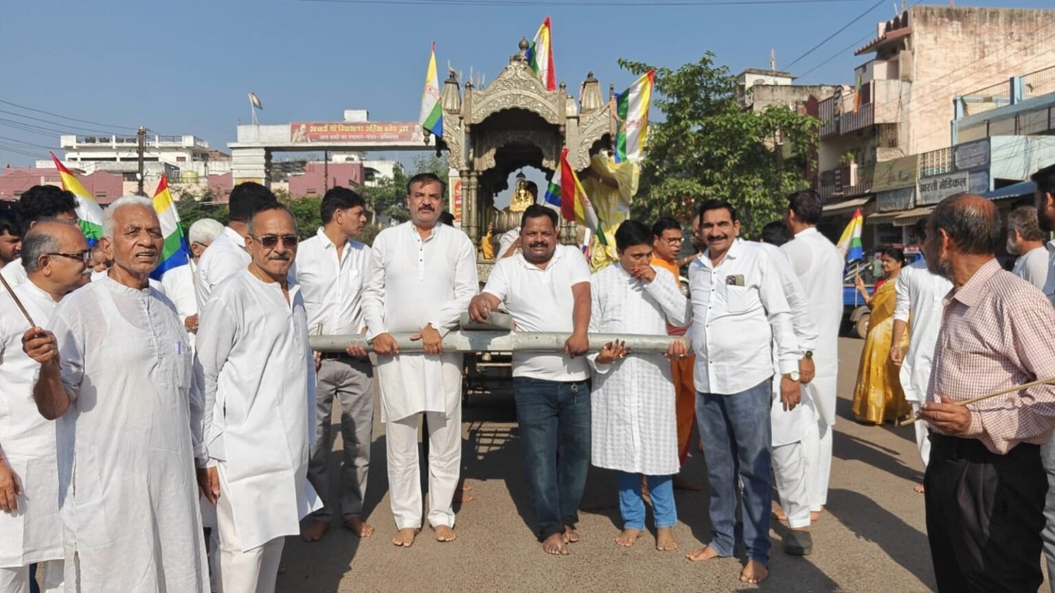 आदिनाथ भगवान का जन्म कल्याणक : 135 साल पुरानी प्रतिमा की निकली शोभायात्रा, अभिषेक-पूजन के बाद प्रसादी बांटी