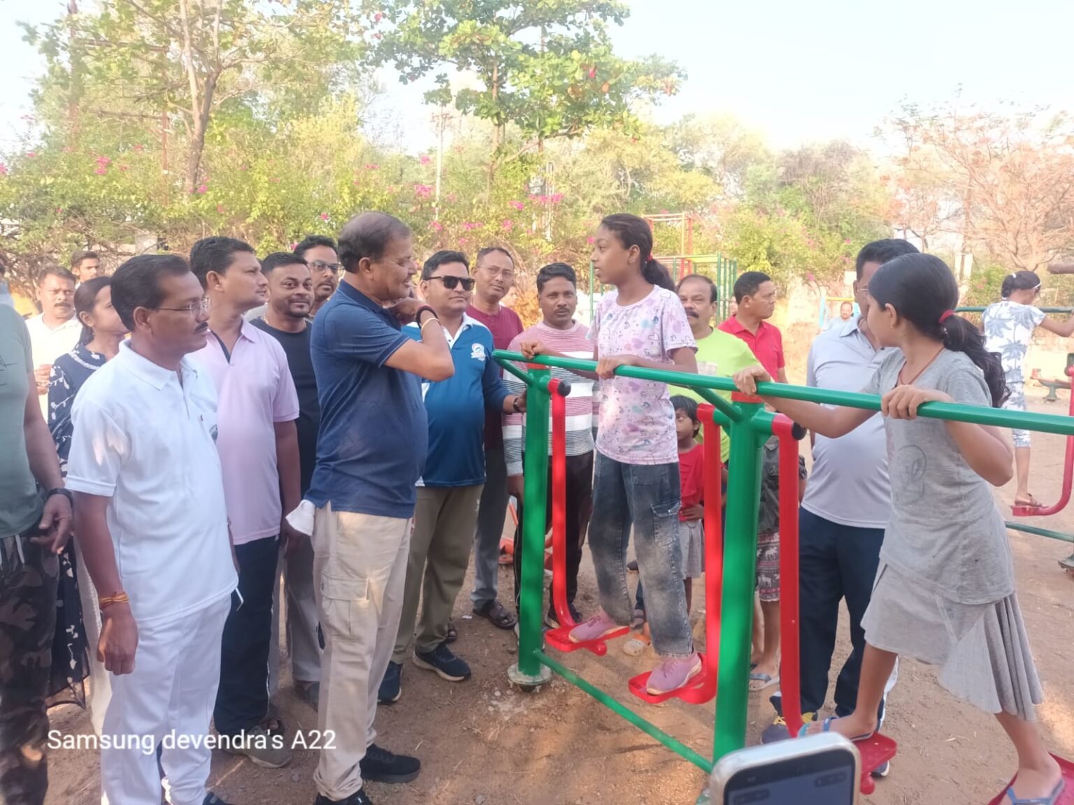 मस्ती की पाठशाला : पारंपरिक खेलों और जुम्बा की मस्ती में डूबा संस्कारधानी का बचपन