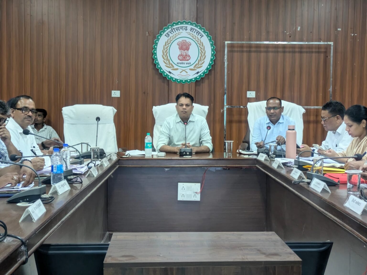 तंबाकू नियंत्रण, पल्स पोलियो एवं मलेरिया मुक्त छत्तीसगढ़ अभियान की तैयारियों की कलेक्टर ने की समीक्षा
