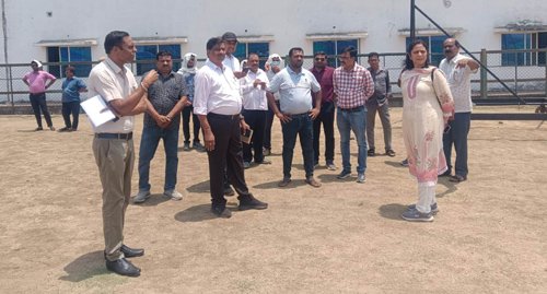 दिग्विजय स्टेडियम में 21 जून को मनेगा जिला स्तरीय योग दिवस, अपर कलेक्टर ने तैयारियों का लिया जायजा
