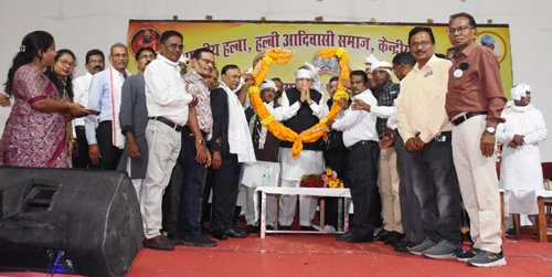 हल्बा समाज सबसे संगठित और जागरूक आदिवासी समुदाय : डॉ. रमन सिंह
