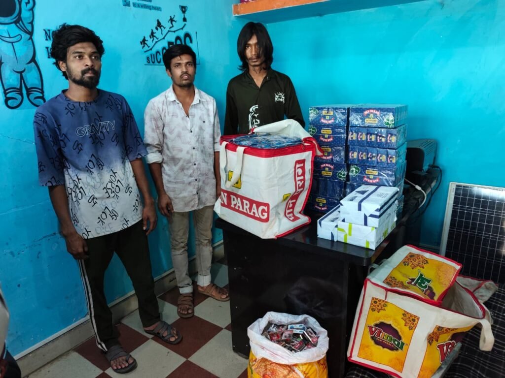 किराना दुकान से गुटखा-पान मसाला चोरी करने वाले तीन आरोपी गिरफ्तार
