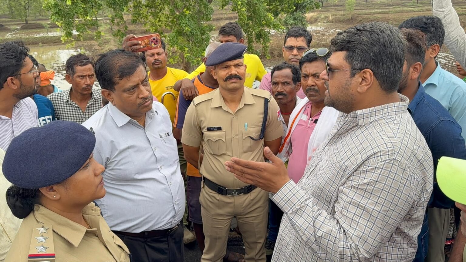 पहली बारिश में बह गया भ्रष्टाचार का पुल, दोषियों पर एफआईआर हो : जितेंद्र मुदलियार