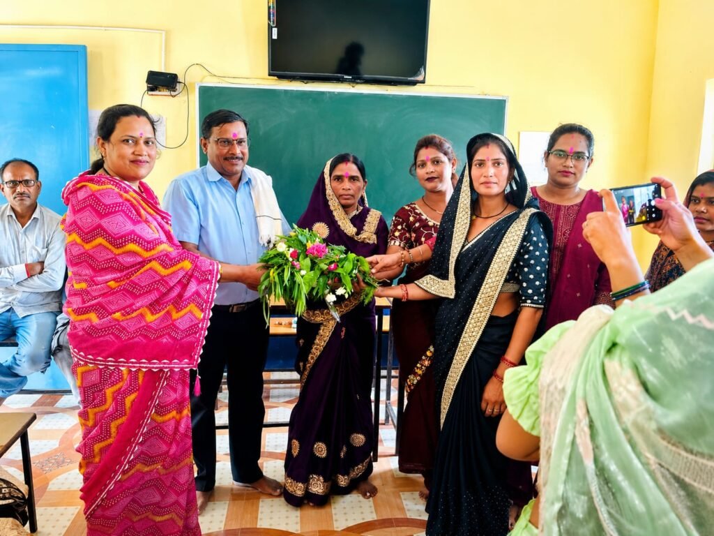 महिलाओं को स्वरोजगार व आत्मनिर्भरता की राह दिखा रहा सिलाई प्रशिक्षण