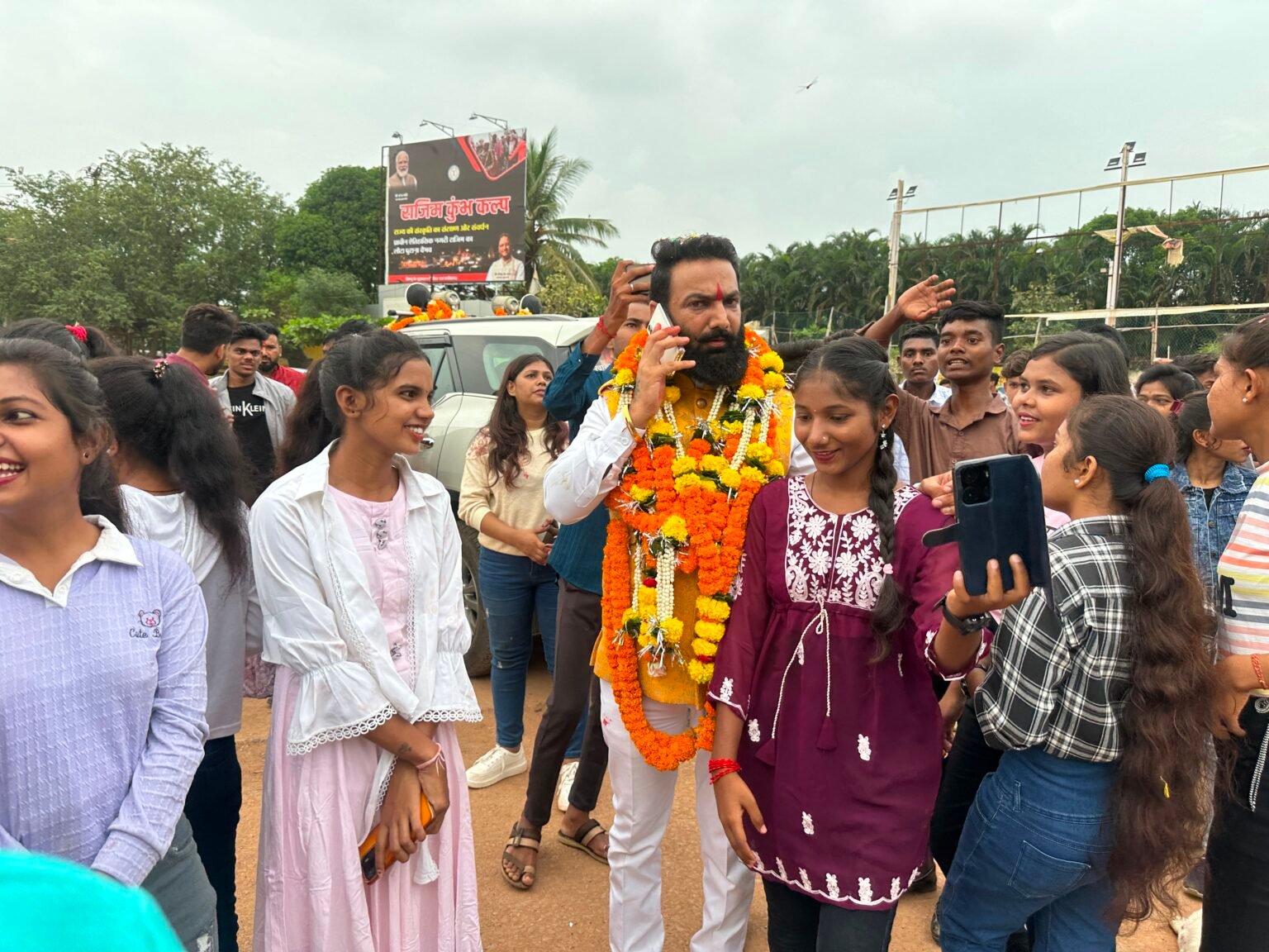 प्रधान का प्रस्थान करना युवाओं की आधी जीत : तोमर